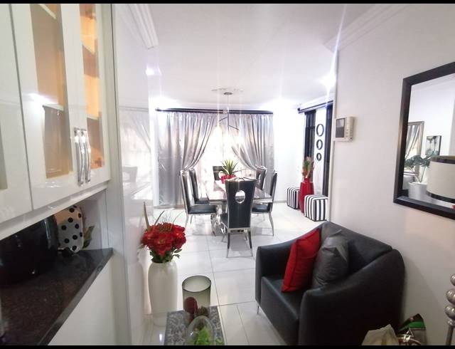 3 BEDROOM FREESTANDING SOLD IN JOUBERTON